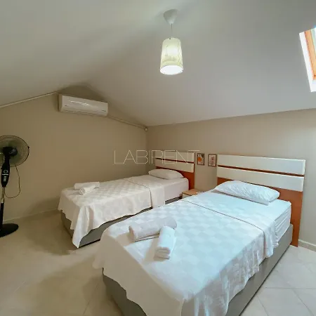 Labirent Apart Hotel apartamentowy *