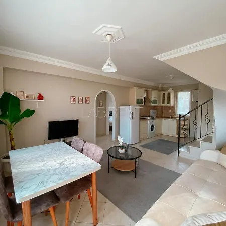 Hotel apartamentowy Labirent Apart