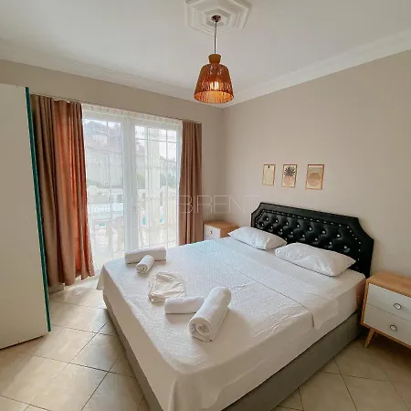 Aparthotel Labirent Apart
